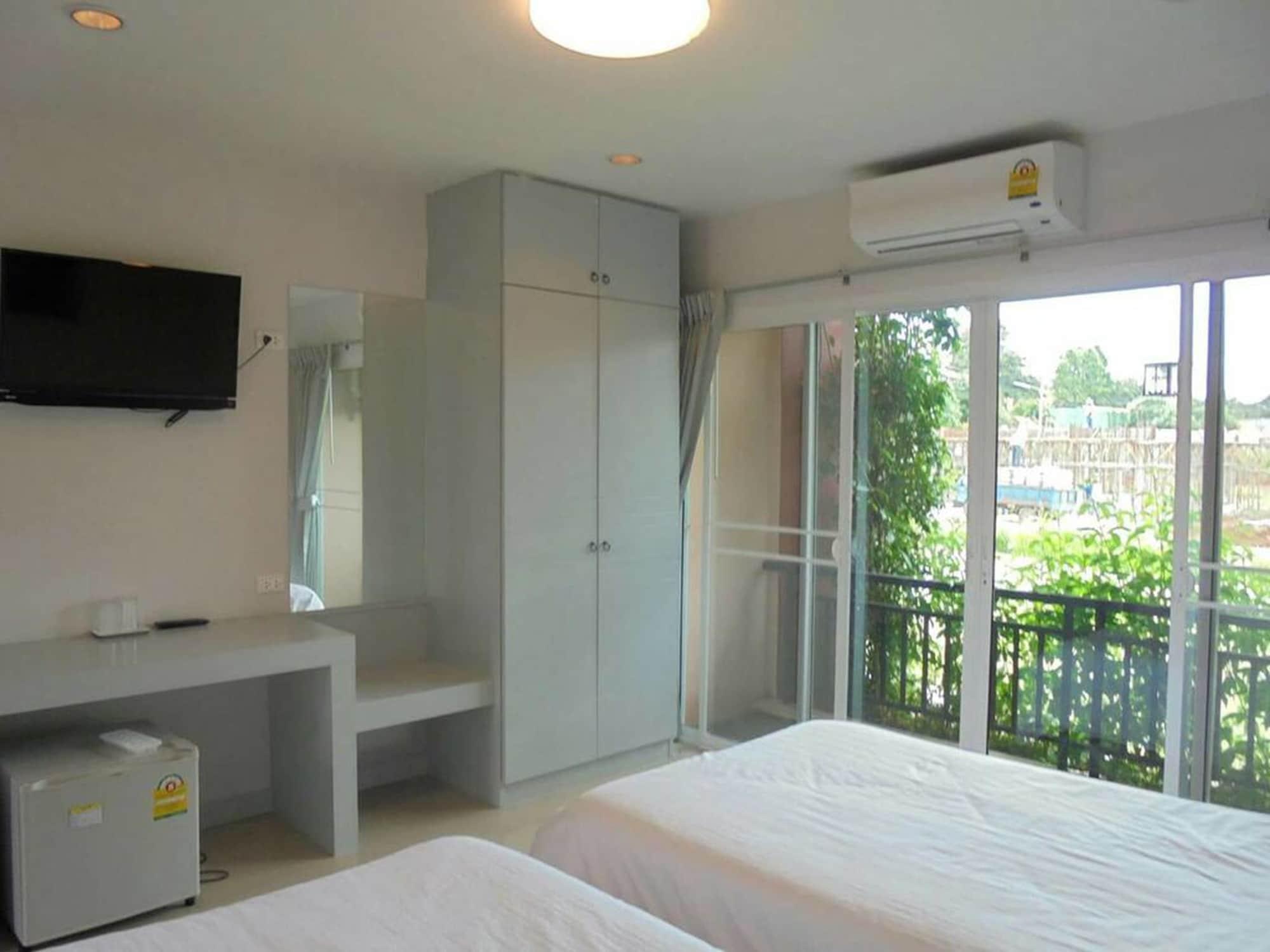 Rose Villa Hote Pak Chong Buitenkant foto
