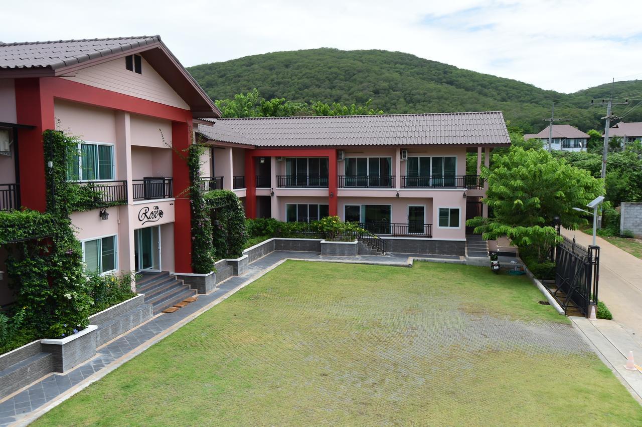 Rose Villa Hote Pak Chong Buitenkant foto