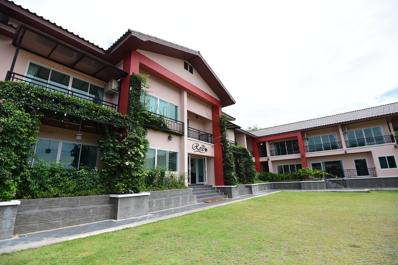Rose Villa Hote Pak Chong Buitenkant foto