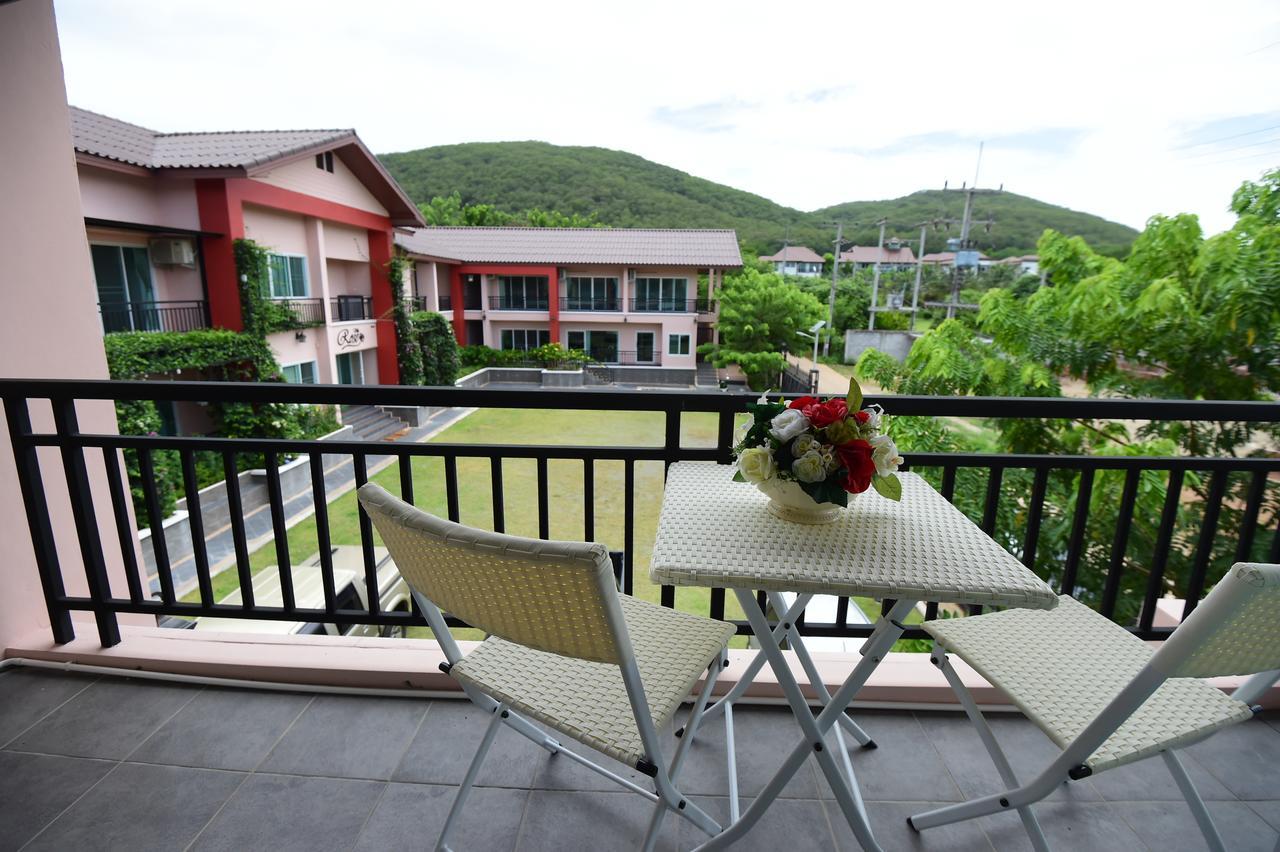 Rose Villa Hote Pak Chong Buitenkant foto